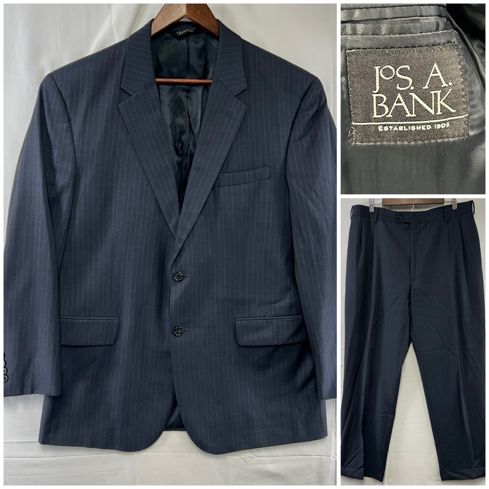 Jos. A. Bank Suit Mens 44R 36x31 Navy Blue Pinstripe 100% Wool 2-Piece Pleated
